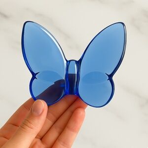 NEW 🦋 Blue Crystal Butterfly Figurine – Sculptural Glass Accent